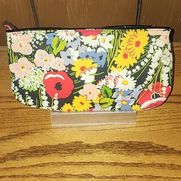 Vera Bradley Wallet - Picture 2 of 5